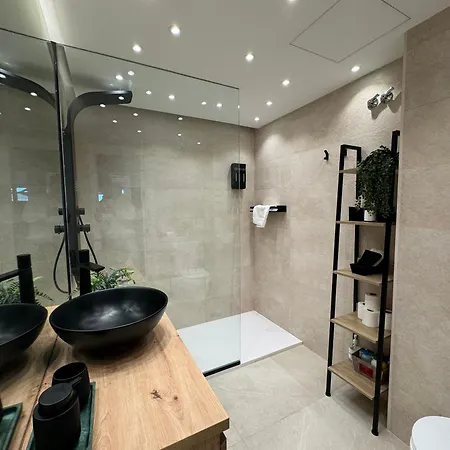 Zelun Center Apartamento *