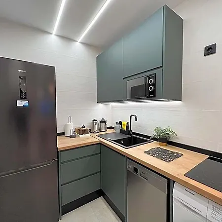 Zelun Center Apartamento